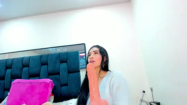 AntonelaNeri online show from 01-19-25, 01:22