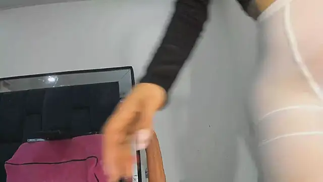 AntonelaNeri online show from 09-20-25, 10:49