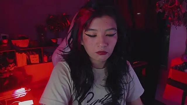 annie walker6 online show from 11-25-25, 03:17