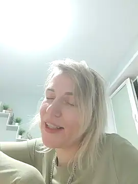 Linda Gregory online show from 02-09-25, 03:53