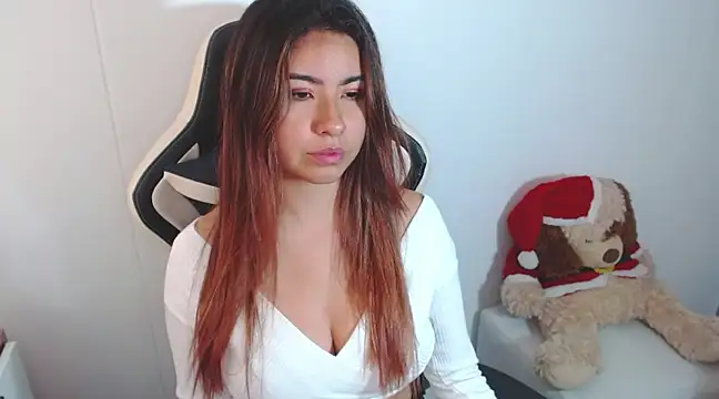 alice middlee online show from 12-12-24, 06:53