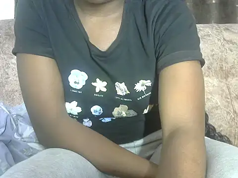 AurelAda online show from 09-17-25, 01:24