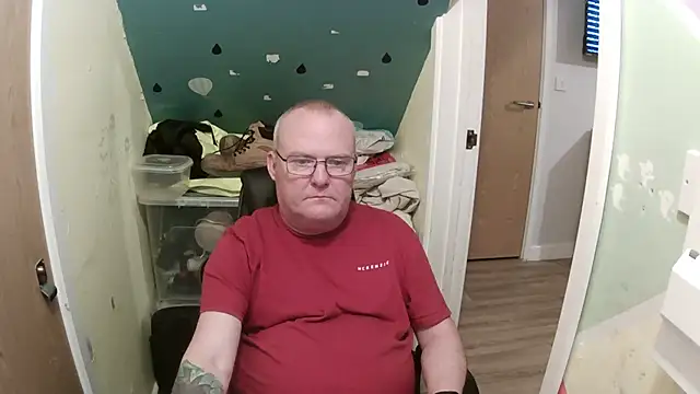 Snapshot of FriendlyDave chatting on 01-31-25, 07:08 FriendlyDave online show from 01-31-25, 07:08