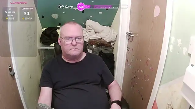 Snapshot of FriendlyDave chatting on 02-02-25, 09:08 FriendlyDave online show from 02-02-25, 09:08