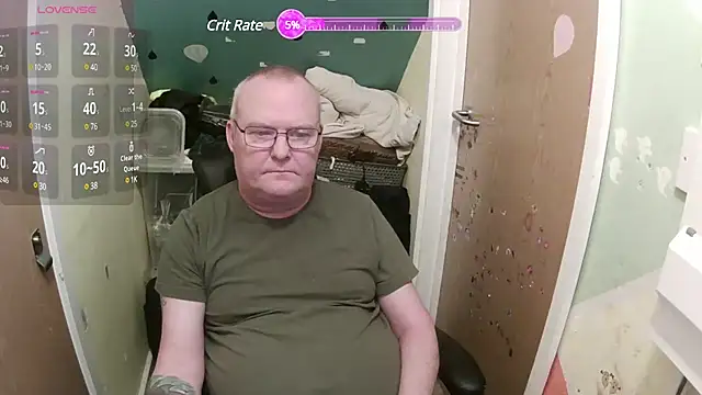 Snapshot of FriendlyDave chatting on 02-04-25, 08:56 FriendlyDave online show from 02-04-25, 08:56