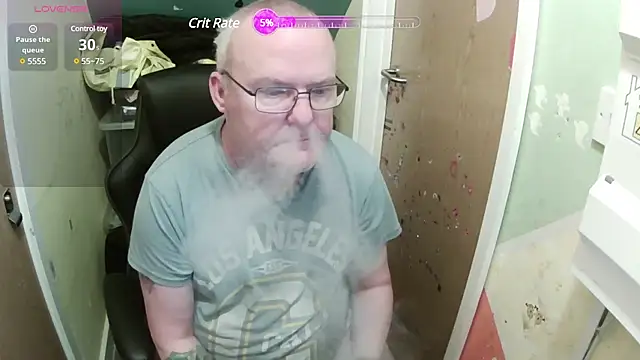 Snapshot of FriendlyDave chatting on 02-09-25, 07:16 FriendlyDave online show from 02-09-25, 07:16