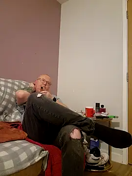 Snapshot of FriendlyDave chatting on 02-14-25, 10:25 FriendlyDave online show from 02-14-25, 10:25