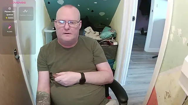 Snapshot of FriendlyDave chatting on 02-27-25, 07:55 FriendlyDave online show from 02-27-25, 07:55