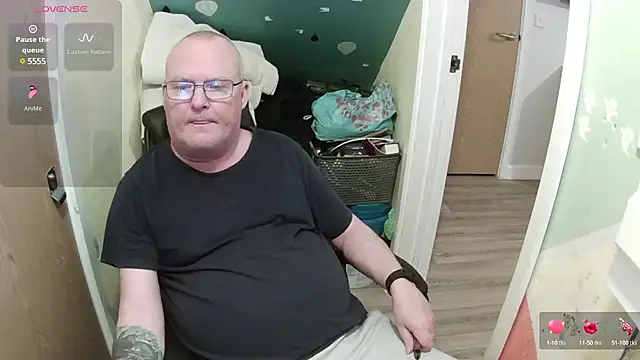 Snapshot of FriendlyDave chatting on 03-02-25, 07:02 FriendlyDave online show from 03-02-25, 07:02