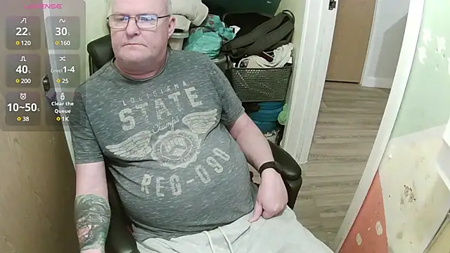 Snapshot of FriendlyDave chatting on 03-12-25, 07:17 FriendlyDave online show from 03-12-25, 07:17