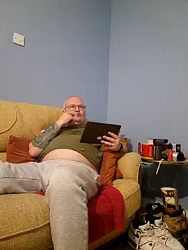 Snapshot of FriendlyDave chatting on 03-22-25, 10:15 FriendlyDave online show from 03-22-25, 10:15