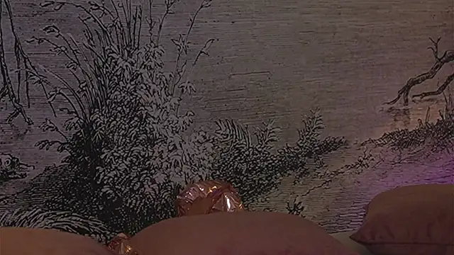 YamiraKim online show from 04-27-26, 06:06