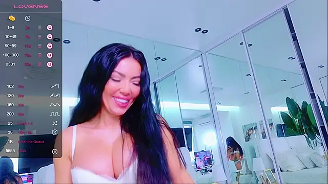 wowEva online show from 02-08-25, 11:33