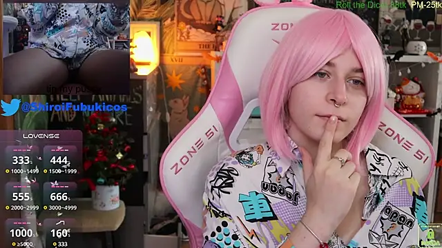 Snapshot of ShiroiFubuki chatting on 12-11-24, 09:19 ShiroiFubuki online show from 12-11-24, 09:19