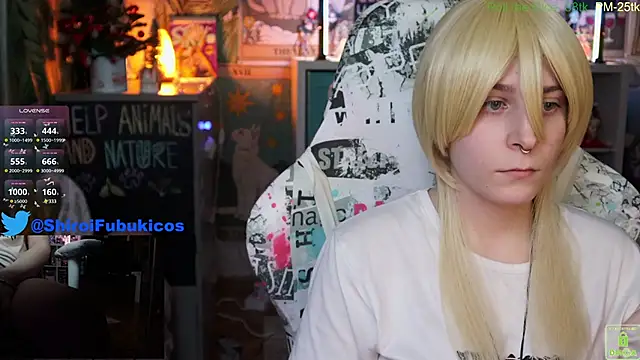 Snapshot of ShiroiFubuki chatting on 12-27-24, 05:16 ShiroiFubuki online show from 12-27-24, 05:16