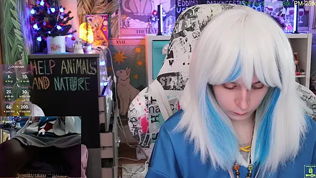 Snapshot of ShiroiFubuki chatting on 01-06-25, 10:13 ShiroiFubuki online show from 01-06-25, 10:13