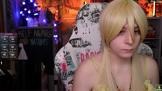 Snapshot of ShiroiFubuki chatting on 01-11-25, 12:50 ShiroiFubuki online show from 01-11-25, 12:50