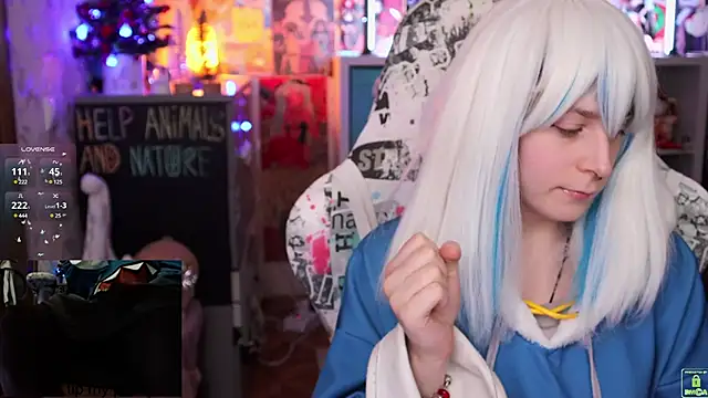 Snapshot of ShiroiFubuki chatting on 01-16-25, 05:32 ShiroiFubuki online show from 01-16-25, 05:32