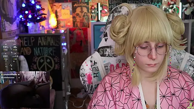 Snapshot of ShiroiFubuki chatting on 01-16-25, 10:53 ShiroiFubuki online show from 01-16-25, 10:53