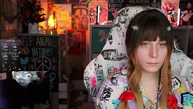 Snapshot of ShiroiFubuki chatting on 01-18-25, 05:10 ShiroiFubuki online show from 01-18-25, 05:10