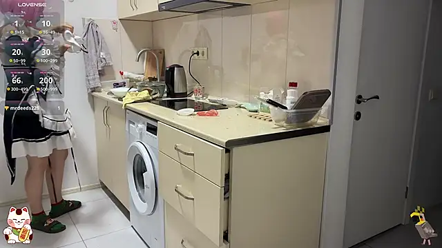 Snapshot of ShiroiFubuki chatting on 10-17-25, 05:26 ShiroiFubuki online show from 10-17-25, 05:26