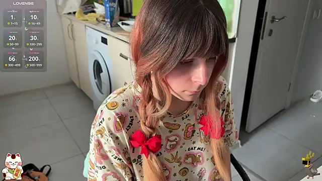 Snapshot of ShiroiFubuki chatting on 11-27-25, 01:02 ShiroiFubuki online show from 11-27-25, 01:02