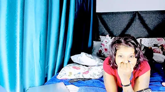 Snapshot of IndianBibix chatting on 02-07-25, 09:47 IndianBibix online show from 02-07-25, 09:47