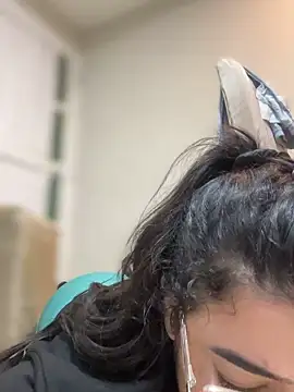 Lia flowers online show from 10-29-25, 11:17