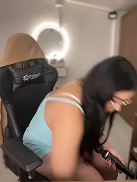 Lia flowers online show from 03-12-26, 10:05