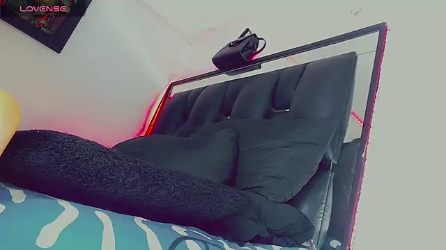 candy kendall online show from 04-23-26, 08:13