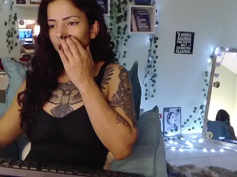 BeellyDance online show from 09-14-25, 01:43