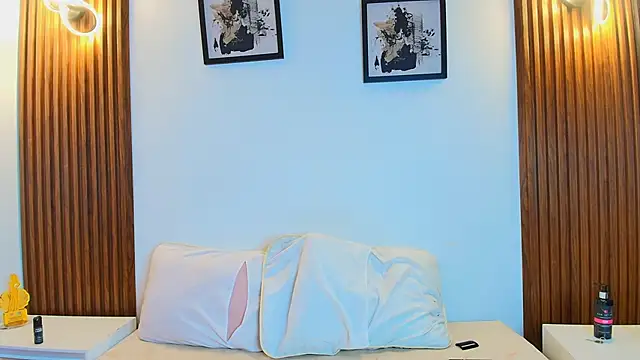 SofiaSweet  online show from 10-10-25, 10:20