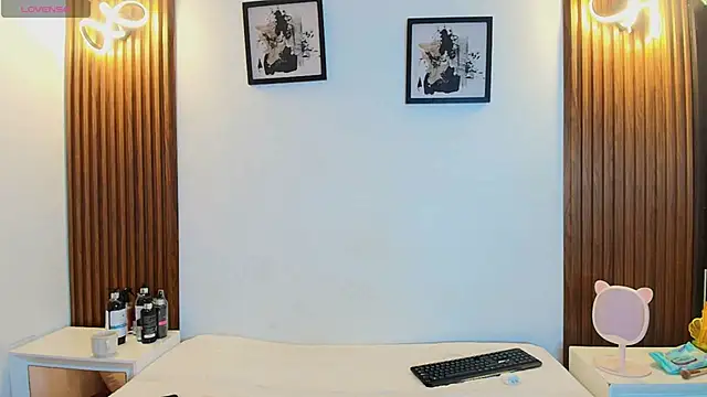 Snapshot of SofiaSweet_ chatting on 05-08-26, 09:58 SofiaSweet online show from 05-08-26, 09:58