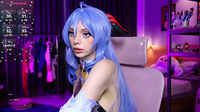 Snapshot of HolliWould_ chatting on 02-04-26, 11:27 HolliWould online show from 02-04-26, 11:27