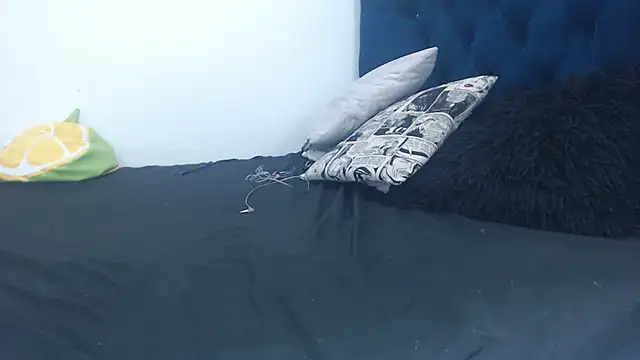 queenofwetqueens online show from 11-19-25, 05:13