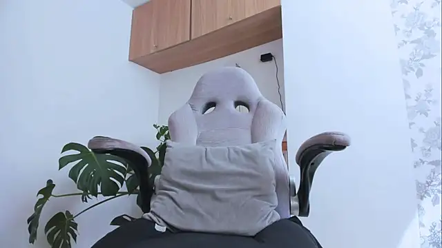 Matteo 777 online show from 09-15-25, 02:39