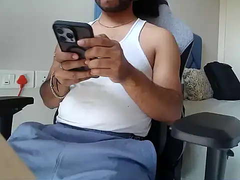 insanefreak69 online show from 03-05-26, 10:22