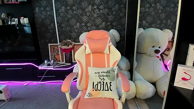 Queen baby online show from 09-21-25, 06:26