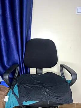 sweetestval online show from 09-12-25, 04:56