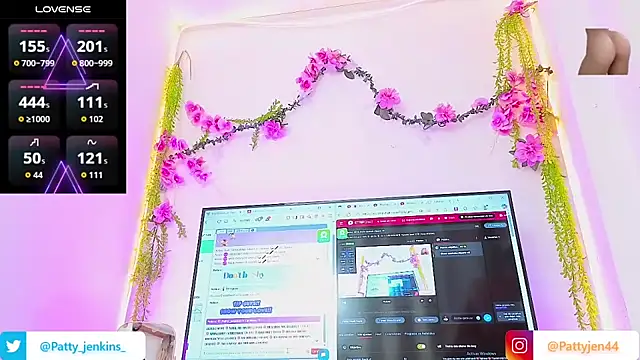 Snapshot of Patty_jenkinss_ chatting on 11-21-25, 12:32 Patty jenkinss online show from 11-21-25, 12:32