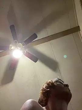 Snapshot of hottestcouplevaa chatting on 12-29-24, 05:42 hottestcouplevaa online show from 12-29-24, 05:42