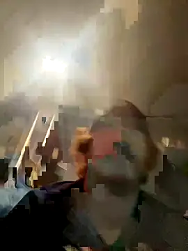 Snapshot of hottestcouplevaa chatting on 12-20-25, 12:12 hottestcouplevaa online show from 12-20-25, 12:12