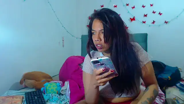 AmaraRoberts420 online show from 01-18-25, 04:10