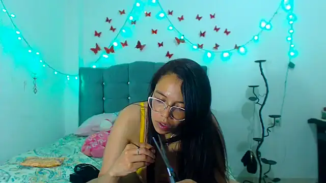 AmaraRoberts420 online show from 02-03-25, 03:53