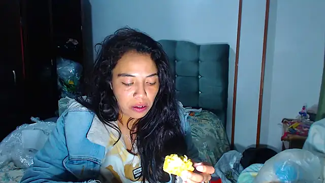 AmaraRoberts420 online show from 01-17-26, 06:29