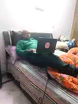 Dick 6inches online show from 12-08-24, 01:36