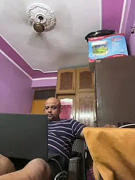 Snapshot of Dick_6inches chatting on 05-01-26, 02:05 Dick 6inches online show from 05-01-26, 02:05