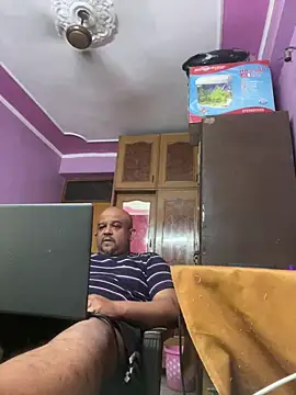 Snapshot of Dick_6inches chatting on 05-02-26, 05:45 Dick 6inches online show from 05-02-26, 05:45