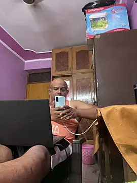 Snapshot of Dick_6inches chatting on 05-04-26, 08:54 Dick 6inches online show from 05-04-26, 08:54