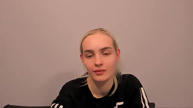 OliviaKisss online show from 02-17-26, 04:46